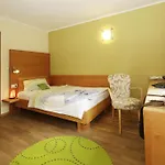 Bio Bayerischer Wirt מלון אוגסבורג