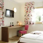 מלון Bio Bayerischer Wirt 4*