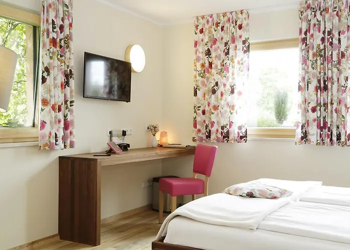 فندق Bio Bayerischer Wirt 4*